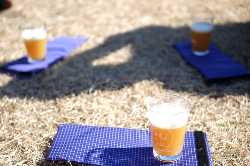 アウトドアでもグラスがあるとクラフトビールがより美味しく飲める/クラフトビールとアウトドアをもっと美味しく